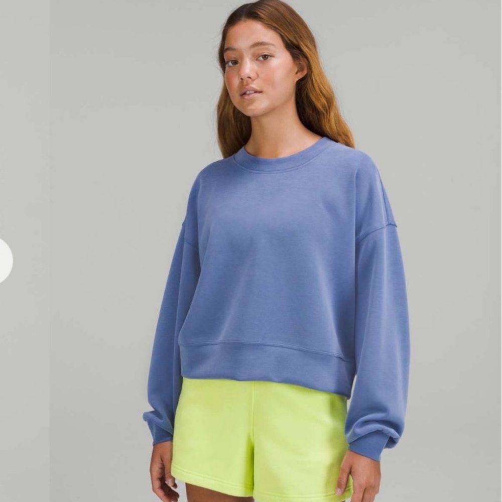 Lululemon Perfectly Oversized Cropped Crew *Softstreme